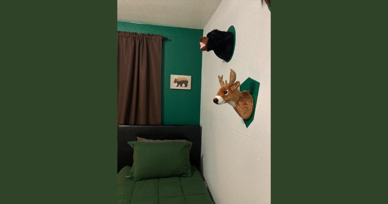 3Bd Cabin Family Fun Arcade Games Fire Pit 5 Min From Lake Fishing Hunting 布罗肯鲍 外观 照片